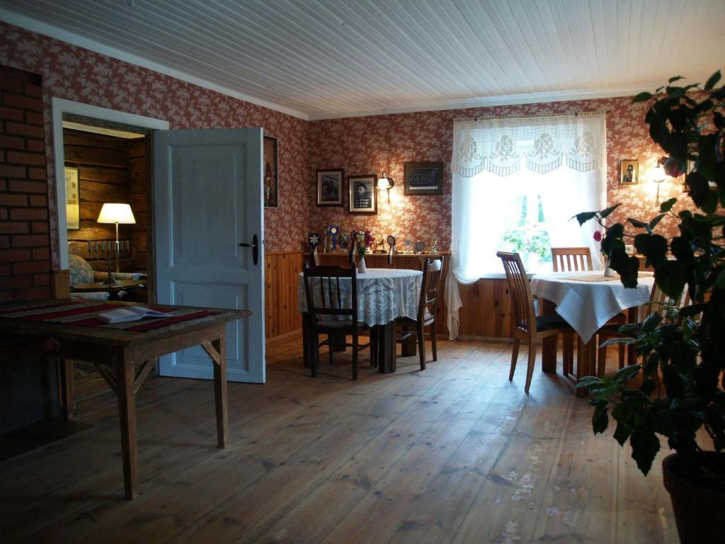 Maria Talu Guesthouse Pootsi Bagian luar foto
