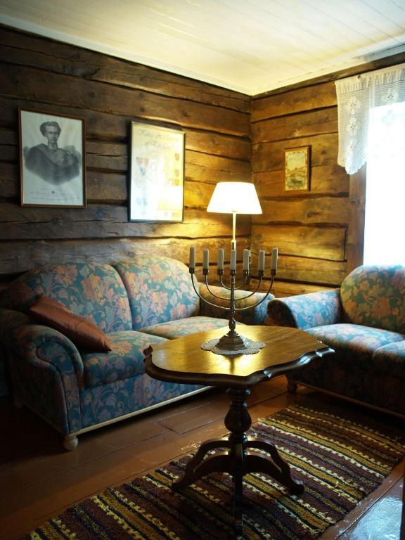 Maria Talu Guesthouse Pootsi Bagian luar foto